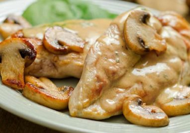 Pollo con champiñones